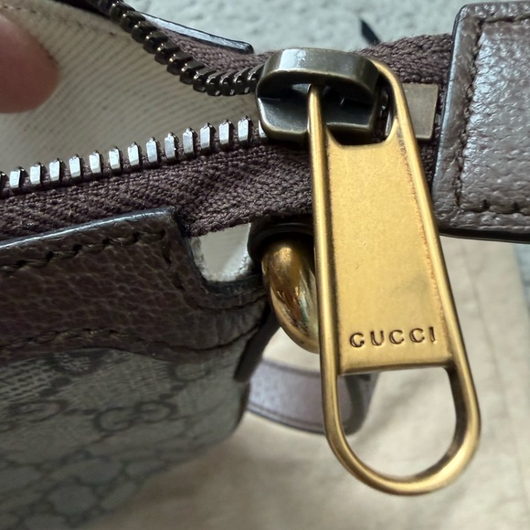 Gucci Beige GG Pattern Shoulder Bag with Red and Green Stripe - Picture 10 of 17